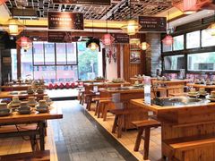 大堂-野山舂·贵州现舂酸汤火锅(鸿通城店)