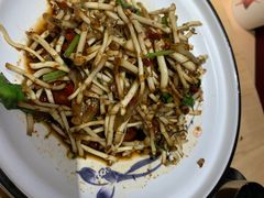 -老凯俚酸汤鱼(鸿通城店)