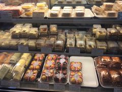 -红宝石·鲜奶小方·海派西点房(丰庄店)