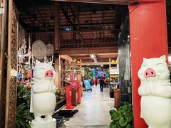 -Naughty Nuri’s Phuket