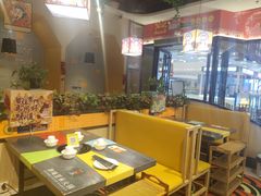 -四季喧黔味豆米火锅(万达广场店)