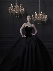 -至臻微拉婚纱摄影