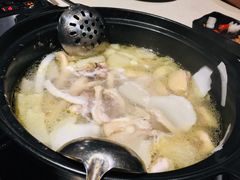 竹笙椰子鸡-百年果林椰子鸡(中洲店)