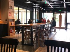 大堂-星巴克(北京长安商场店)