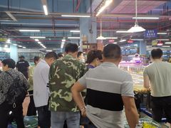 -渔人湾码头海鲜市场负二楼