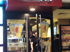 门面-麦当劳(松江店)