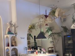 -春树下·树屋花房西餐厅(罍街AS1980店)