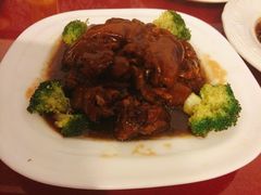 大眼肘子-大眼锅贴水饺(河东店)