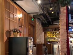 -卡普里披萨·牛扒·下午茶
