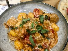 -HELLO 27 意面·沙拉·帕尼尼