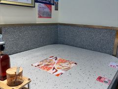 -小杨生煎(金山百联购物中心3楼店)