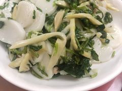 荠菜冬笋肉丝炒年糕-蘭心餐厅(进贤路店)