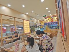 -花馬肆.云南过桥米线(汉神购物广场现场熬汤店)