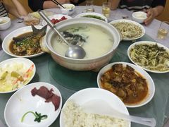 -天乐农家鱼头王(天目湖店)