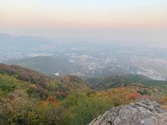 -鬼笑石后山停车场