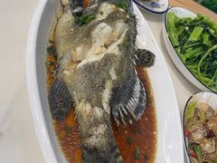 -四川小胡子海鲜(丁村万人海鲜广场店)