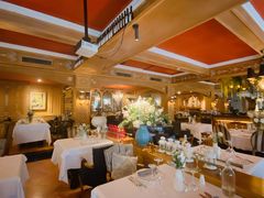 大堂-火车头法国西餐厅