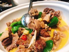 牛筋焖大雁-茶叁酒肆·楚味江湖(菱角湖店)
