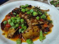 干烧耗儿鱼-洪霞餐馆