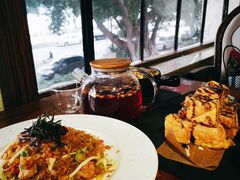 -more than meow吴止猫主题餐厅(承德 中船汇店)