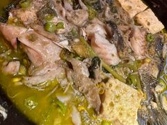 -鸣记脆皮烤鱼·海鲜烤鱼(三八广场店)