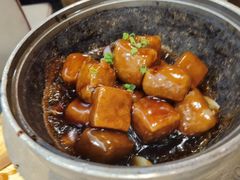 新式石锅香芋-老头儿油爆虾·知味杭州(爱琴海购物中心)