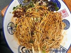 -杨伯英传统杂酱面