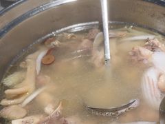 -三个椰子·现砍椰子鸡(金源CBD店)