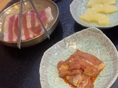 -臻牛烤肉