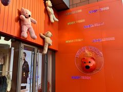 -百年港湾奥特莱斯(香炉礁店)