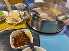 -四季喧黔味豆米火锅(万达广场店)