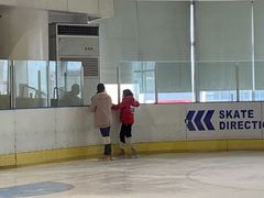 -冠军冰场CHAMPION RINK(百联又一城店)