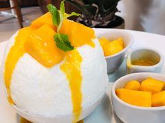 芒果雪冰-Cheevit Cheeva(Sirimangkalajarn)
