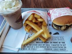 -FATBURGER 特富客汉堡(外交公寓店)