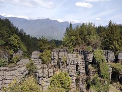 -梭布垭石林景区