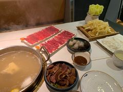 吊龙-牛人日志·鲜牛肉骨汤火锅(万科里瑧店)