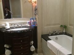 熹龙国际大酒店-茂名熹龙国际大酒店(人民广场高铁站店)