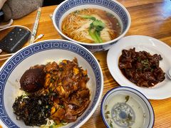 -沪西老弄堂面馆(定西路店)