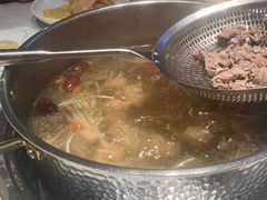 -犇鼎牛潮汕牛肉火锅(新辰里学清路店)