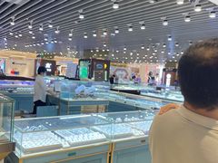 -上海第一八佰伴