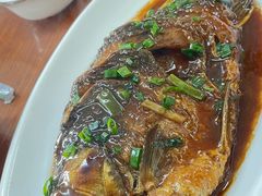 -胡子饮食店