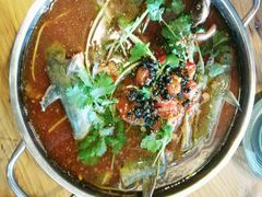 -老凯俚酸汤鱼(鸿通城店)