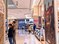 -乐天百货(环球中心店)