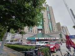 -第5大道精品休闲购物广场