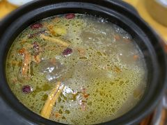 -濠轩阁特色生蚝火锅(水湾路店)