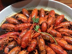 -龙巢盱眙龙虾·牛蛙·烧烤宵夜(八卦岭店)