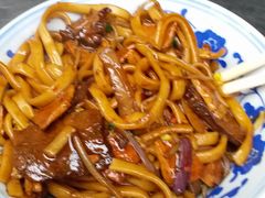 -珠宝街老左杂酱面馆