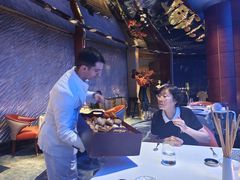 -迪拜帆船酒店海底餐厅