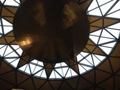 -上海滴水湖皇冠假日酒店