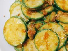 咸蛋黄炒小瓜-甜甜屋(解放中路店)